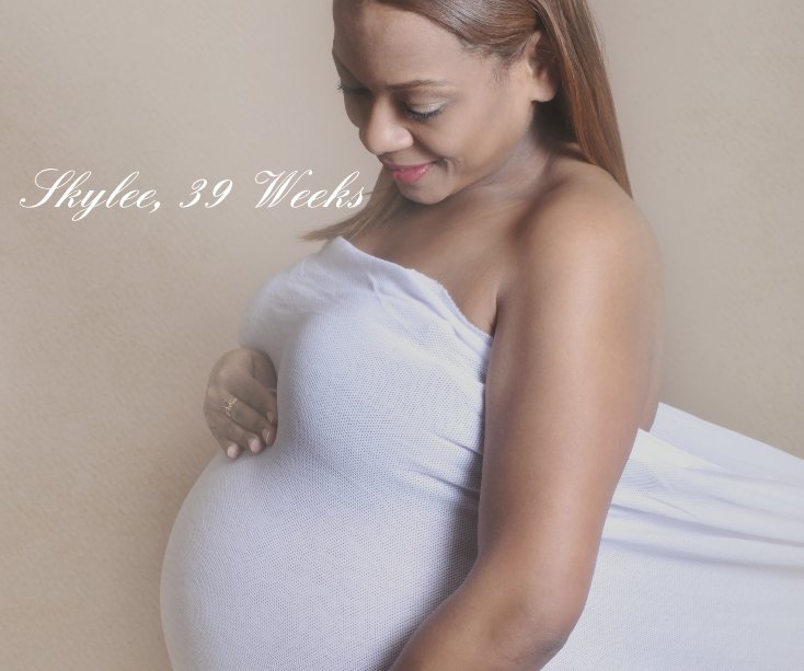 View Skylee, 39 Weeks by Arlenny Lopez Photography
