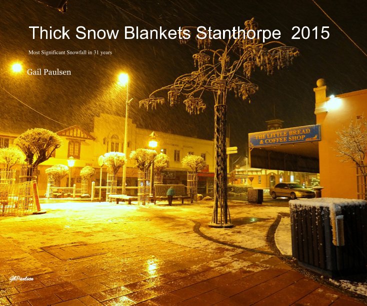 Ver Thick Snow Blankets Stanthorpe  2015 por Gail Paulsen