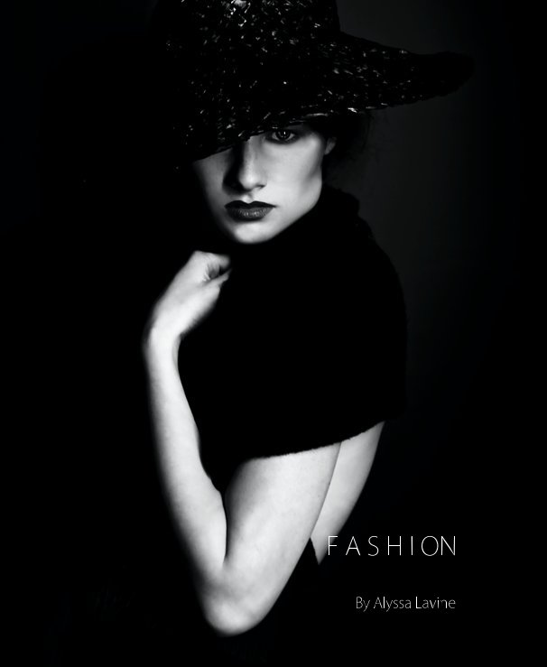 Bekijk Fashion op Alyssa Lavine