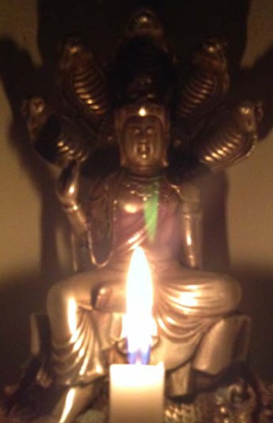 Ver The Naga Gayatri Mantra for Japa Yoga Meditation por Beloved Vasuki