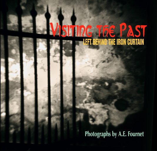 Bekijk Visiting the Past op Annette Fournet