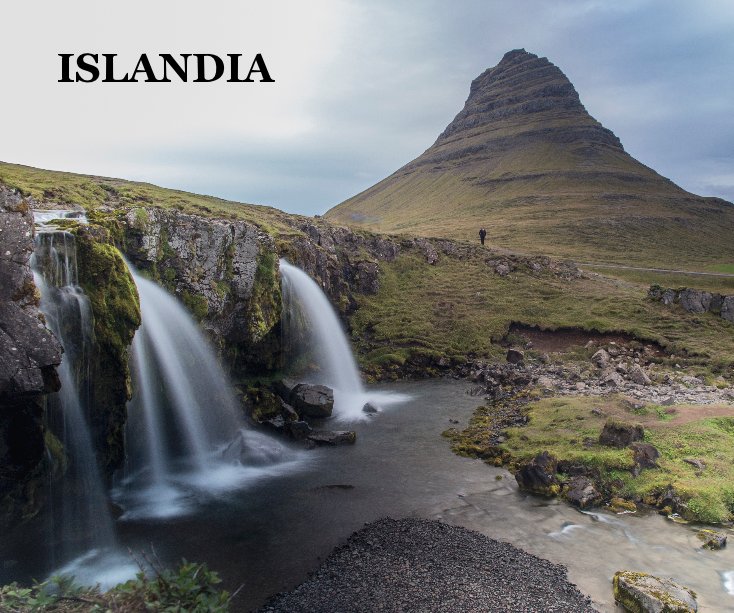 View ISLANDIA by Jesus Iturrate