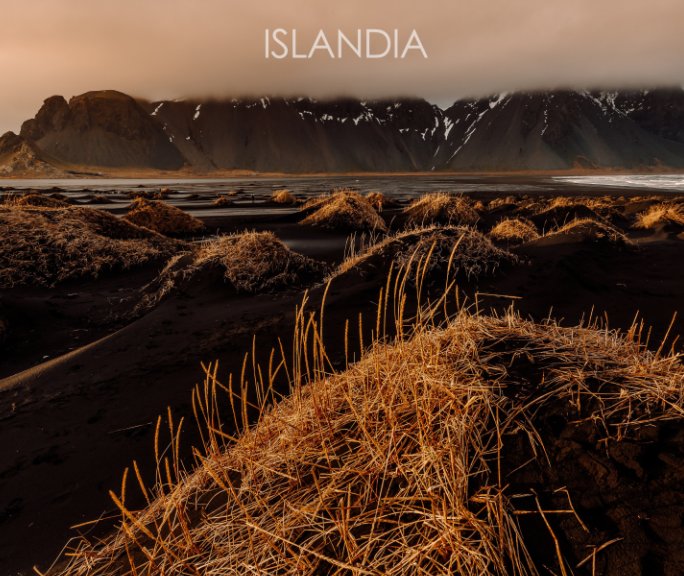 View Islandia by Aitor López de Audícana