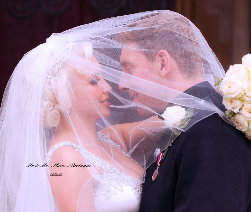 Mr and Mrs Shaw Bretagne nach Garter Wedding Photography anzeigen