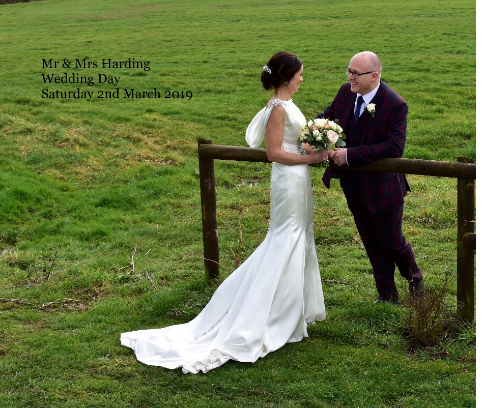 Visualizza Mr and Mrs Harding Wedding Day Saturday 2nd March 2019 di Bev Wilkins