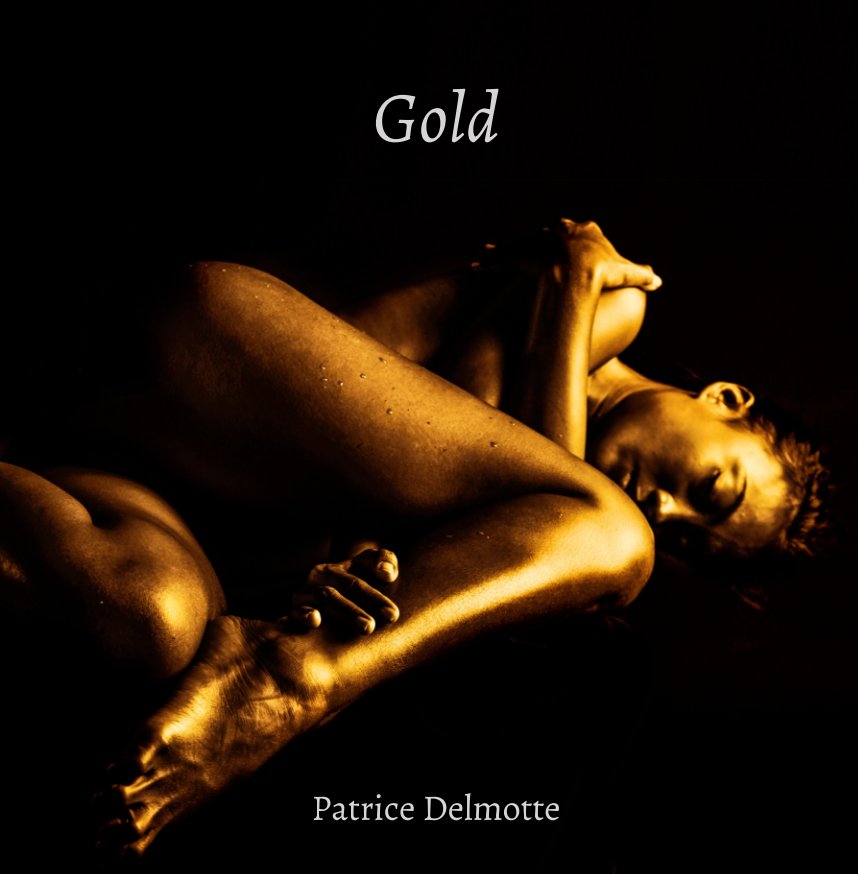 Visualizza Gold - Fine Art Photo Collection - 30x30 cm - The body always expresses the spirit whose envelope it is. di Patrice Delmotte
