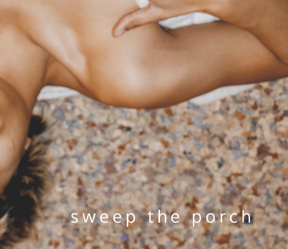 Voir %(titre) par %(nom_de_l'auteur)