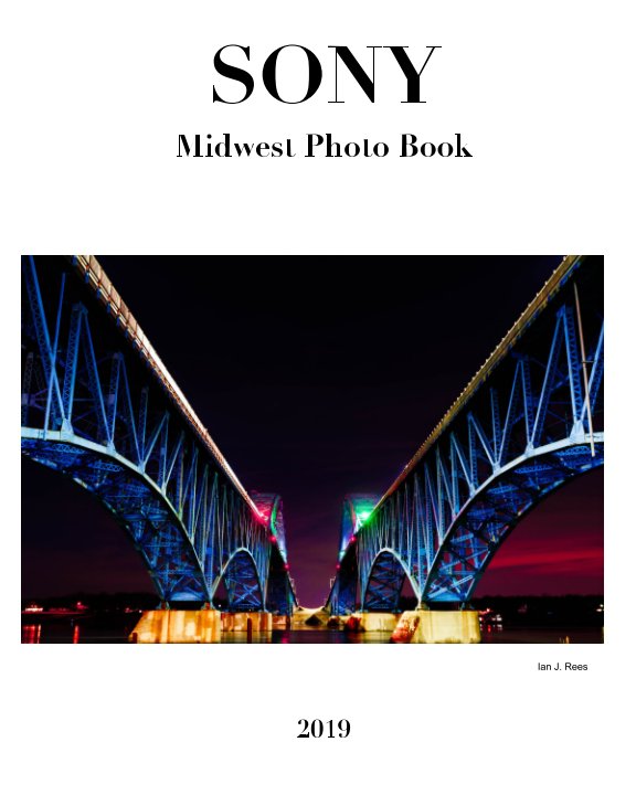 Visualizza Midwest Photobook 2019 (M1) di Aaron Schwartz