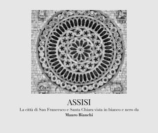 Assisi vista in bianco e nero book cover