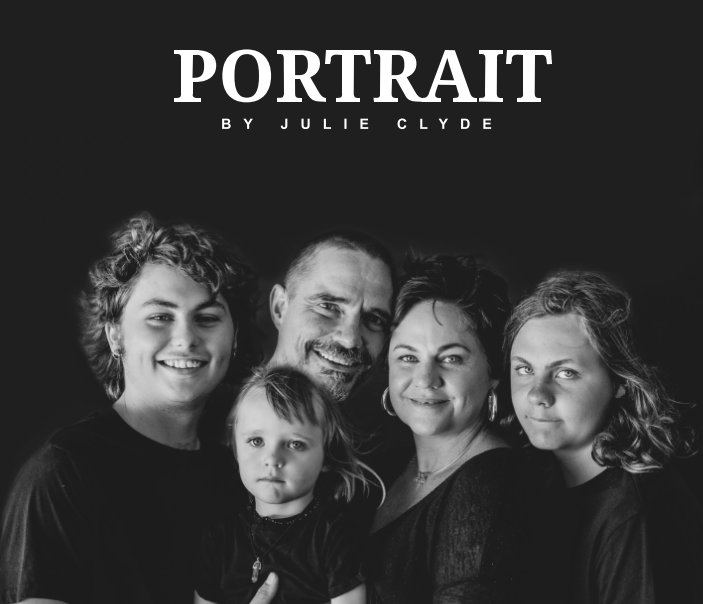 PORTRAITS by Julie Clyde Creative nach Julie Clyde anzeigen