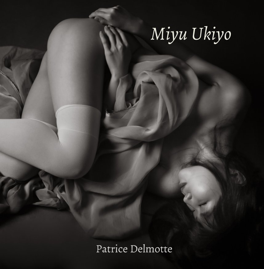 View Miyu Ukiyo - Fine Art Photo Collection - 30x30 cm by Patrice Delmotte
