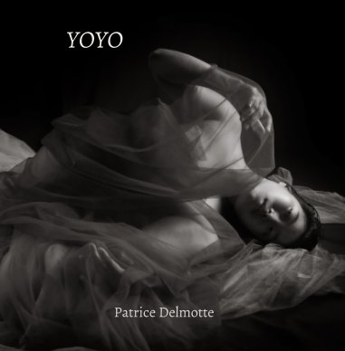 YOYO - Fine Art Photo Collection - 30x30 cm - A beauty from the South. book cover