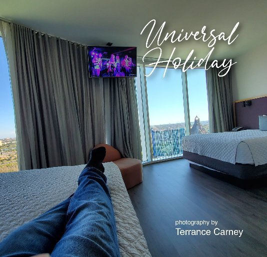 Universal Holiday nach Terrance Carney anzeigen