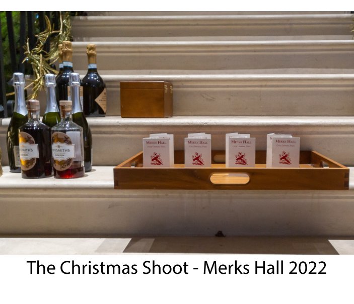 Visualizza Christmas shoot 2022 di Glen London