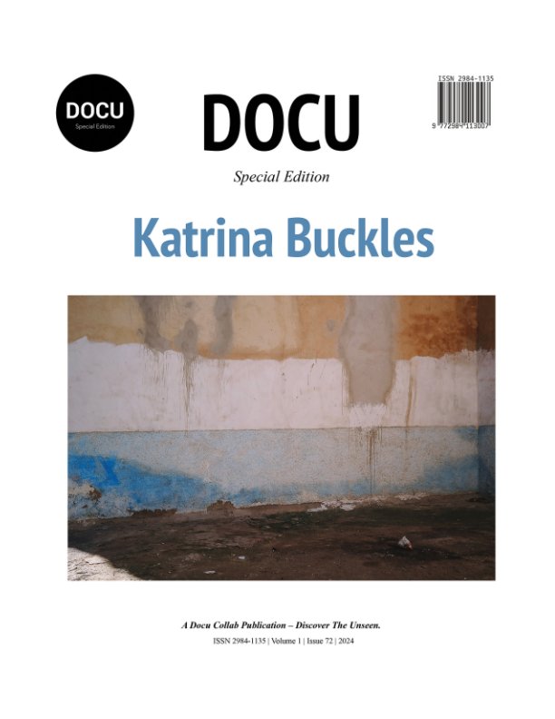 Ver Katrina Buckles por Docu Magazine