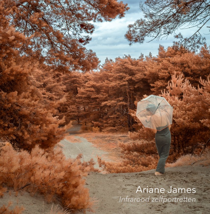 View Ariane James infrarood zelfportretten Proline Pearl V2 by Ariane James