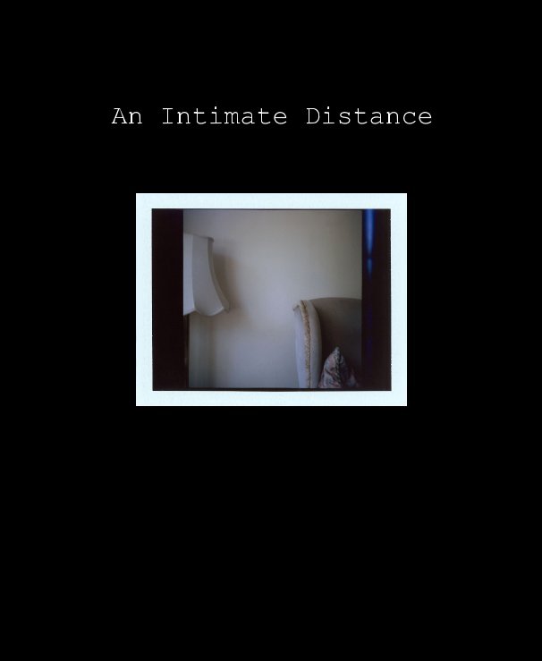 Ver An Intimate Distance por Emma Louise Willson