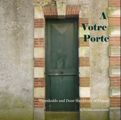 A Votre Porte book cover