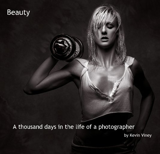 Ver Beauty  (7" x 7" sq format) por Kevin Viney