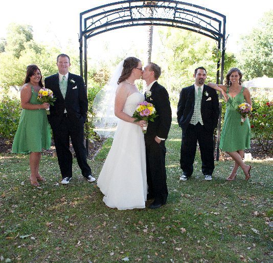Visualizza Jessica & Matt's Wedding June 19, 2010 di Tammynize