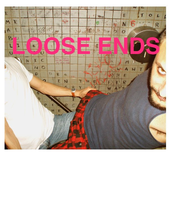 Visualizza LOOSE ENDS di Matt Vaughan