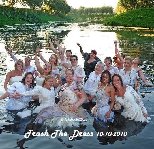 Bekijk Trash The Dress 10-10-2010 op Melanie Rijkers