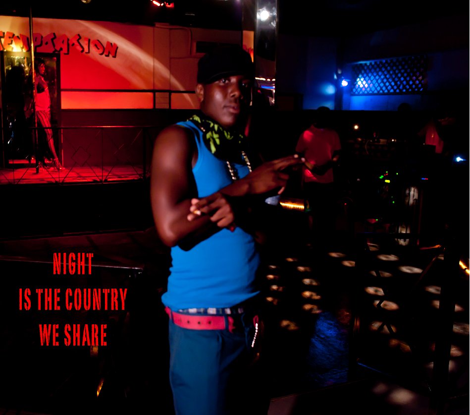 Visualizza Night is the Country We Share di Frank Michael Hack