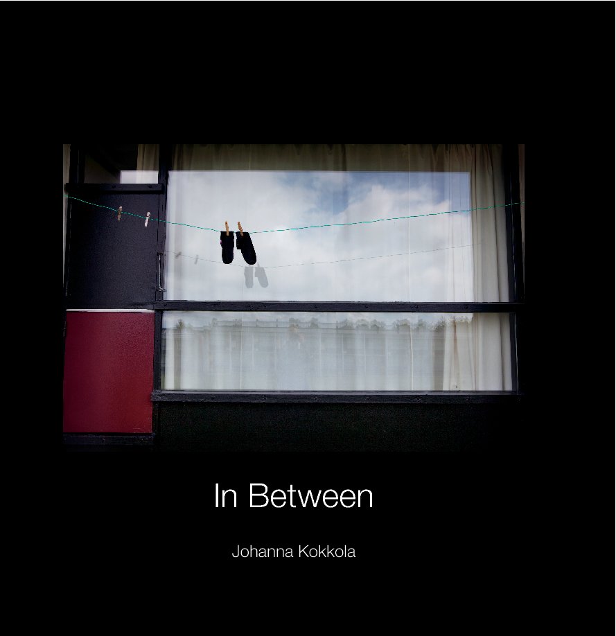 Visualizza In Between di Johanna Kokkola