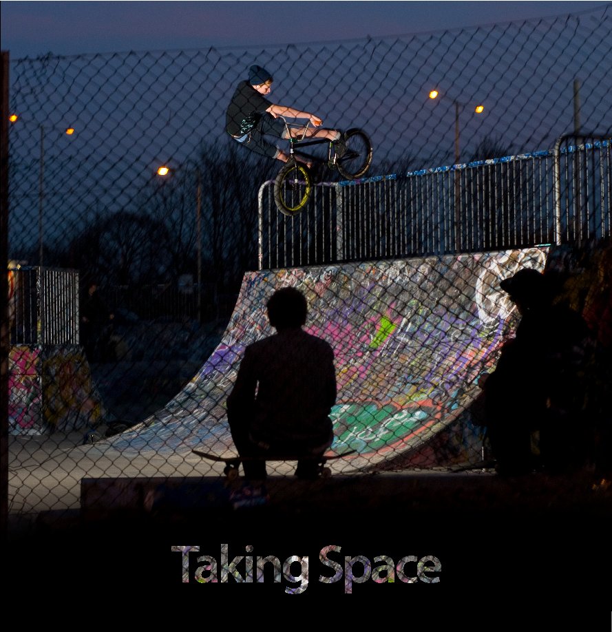 Ver Taking Space por Max Quinn