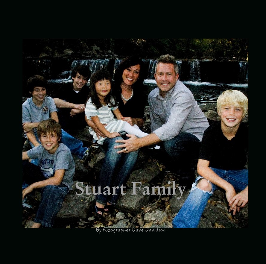 Bekijk Stuart Family 2010 op Dave Davidson