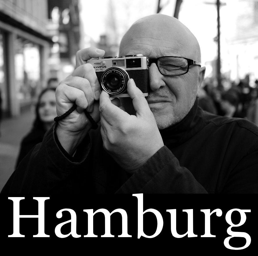 View Hamburg by Thomas Leuthard