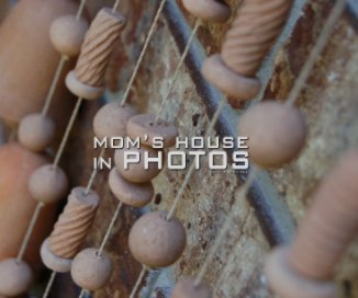 MOM'S HOUSE IN PHOTOS book cover