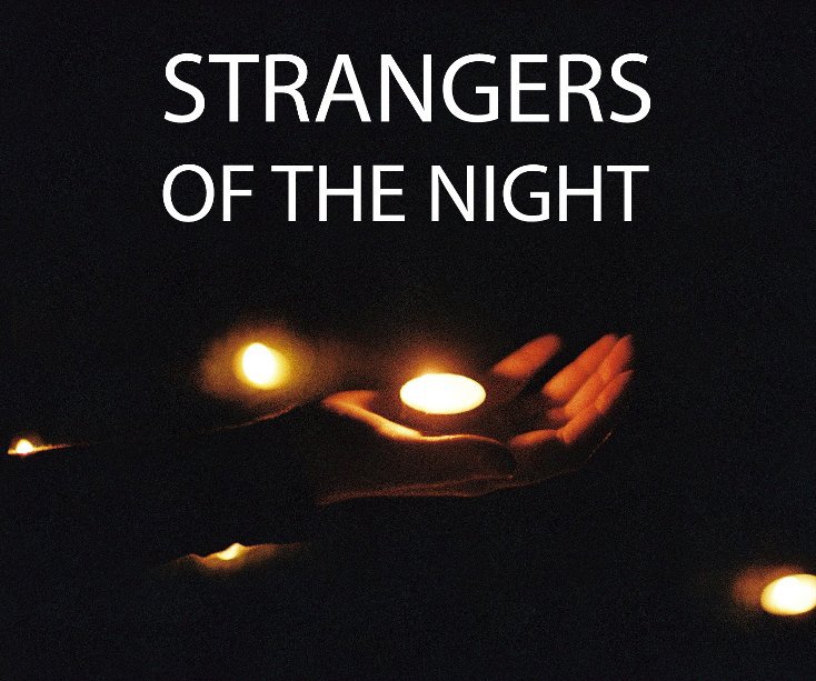 Ver Strangers of the Night por Laura Gamble