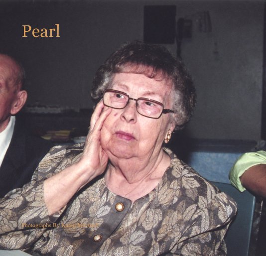 Pearl nach Photographs By Karen Marshall anzeigen