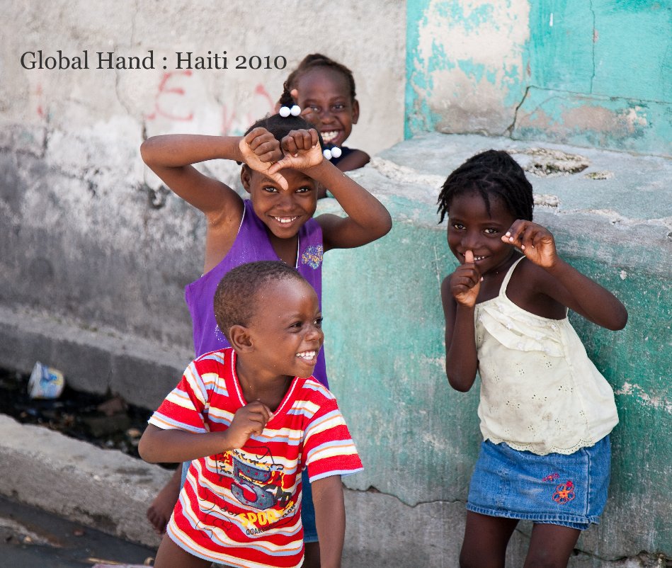 Ver Global Hand : Haiti 2010 - 13"x 11" por Thomas Williams