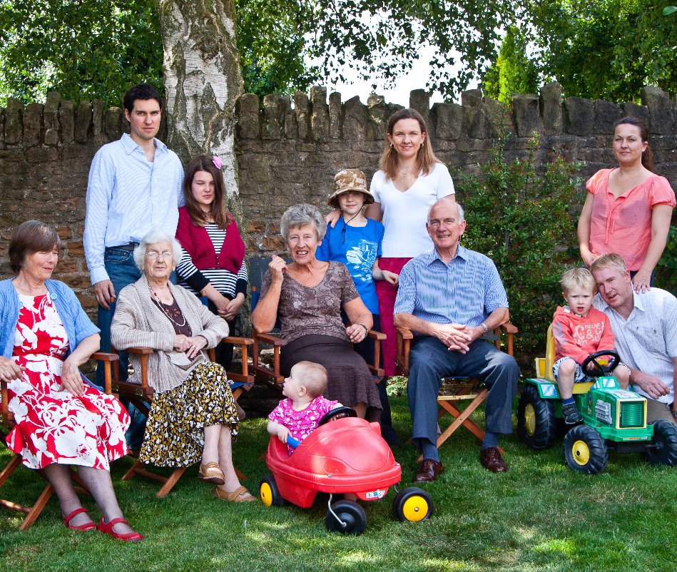 Hall Family nach Karen Dalldorf anzeigen