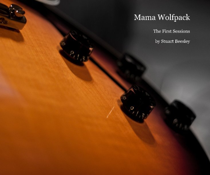 View Mama Wolfpack by Stuart Beesley