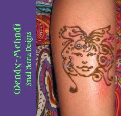 Wendy-Mehndi Small Henna Designs book cover