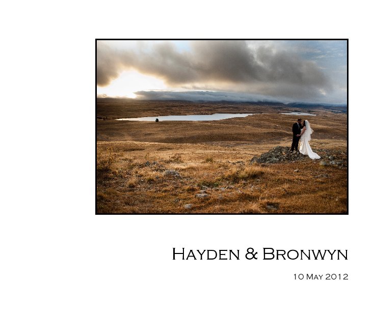 Bekijk Hayden & Bronwyn op Kathryn Bell