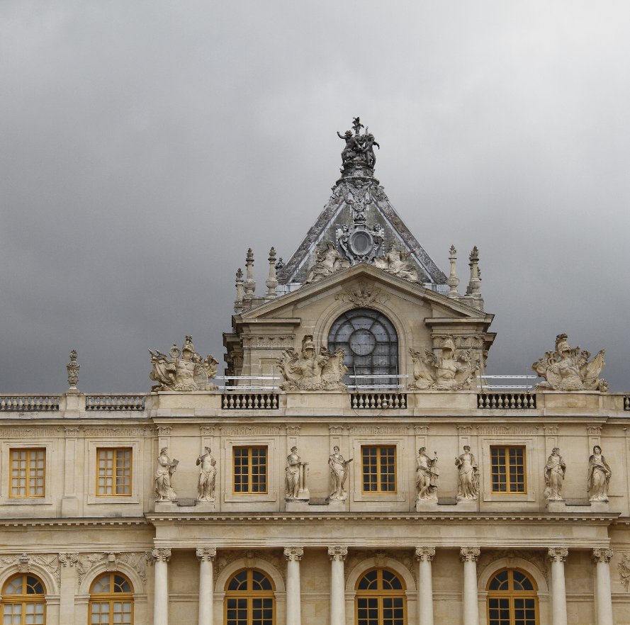 View Chateau de Versailles by Dina Torrans