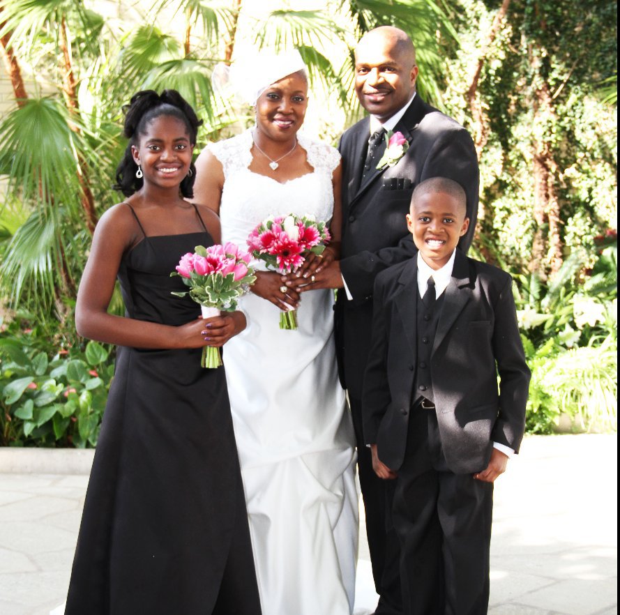 The Wedding Photos of Keith & Lisa Jones by KeithandLisa | Blurb Books ...