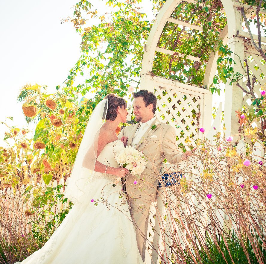 Brian and Melanie nach Equinox Wedding Photography anzeigen