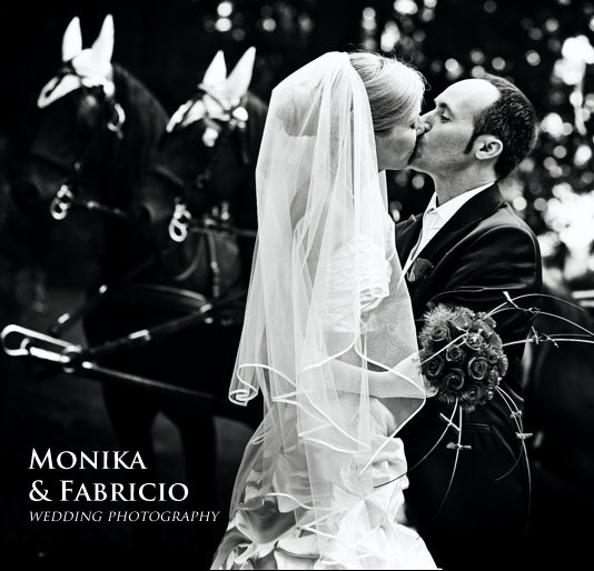 View Monika & Fabricio by Sebastian Frost