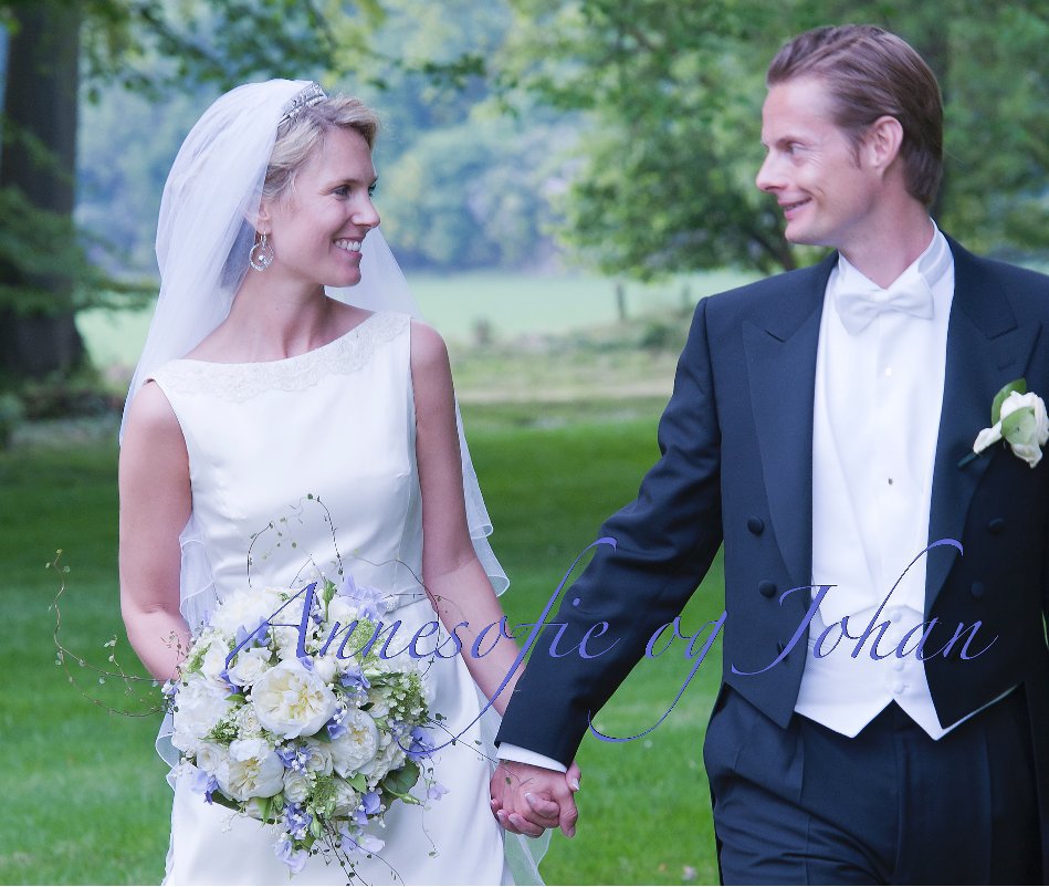 View Annesofie og Johan's bryllup by elizabeth moltke-huitfeldt