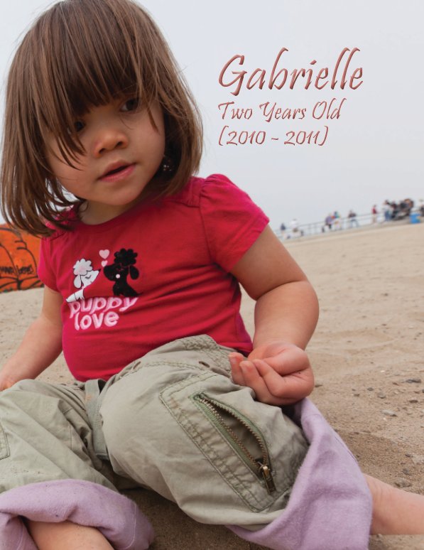 Ver Gabrielle's Two Year Old Book por Mark Nicholas