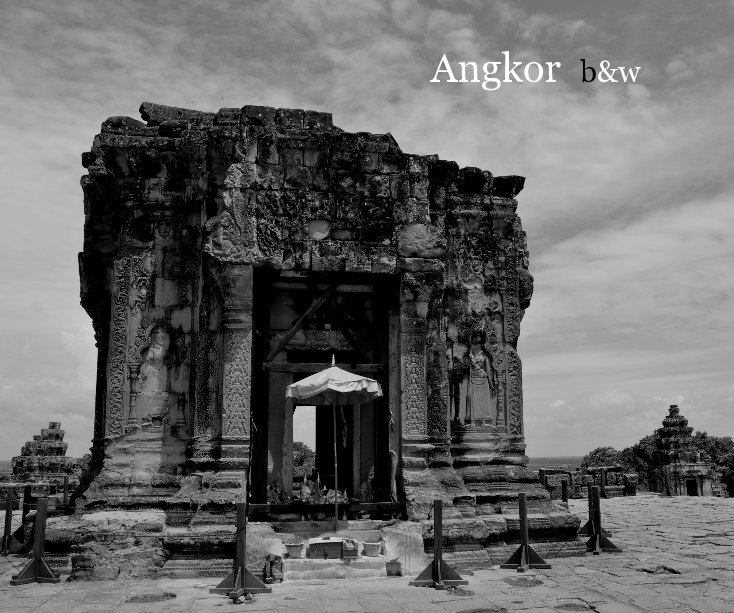 View Angkor b&w by Alfredo e Federica Fiorentini