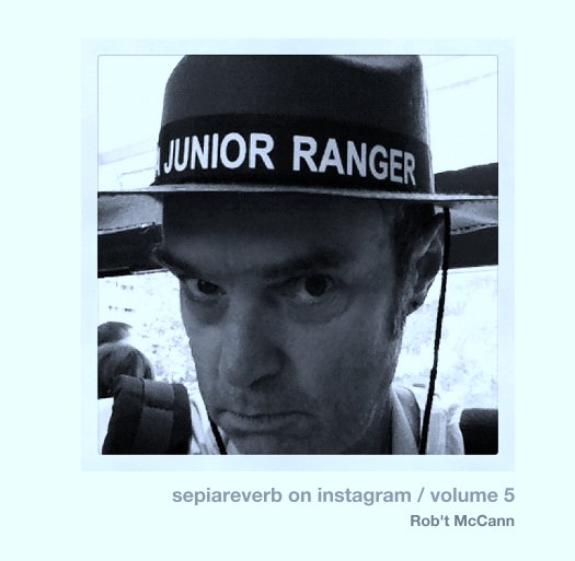Ver sepiareverb on instagram / volume 5 por Rob't McCann