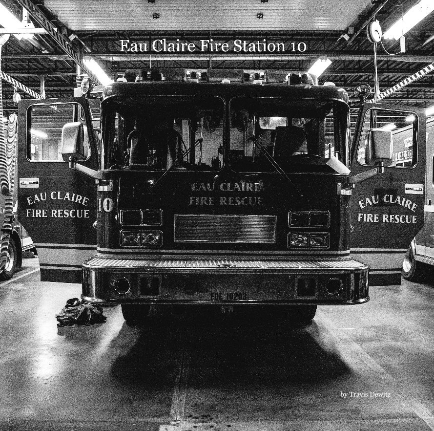 Ver Eau Claire Fire Station 10 por Travis Dewitz