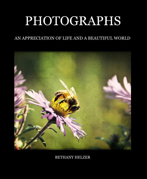Ver PHOTOGRAPHS por BETHANY HELZER