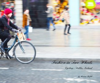 Fashion in Two Wheels book cover